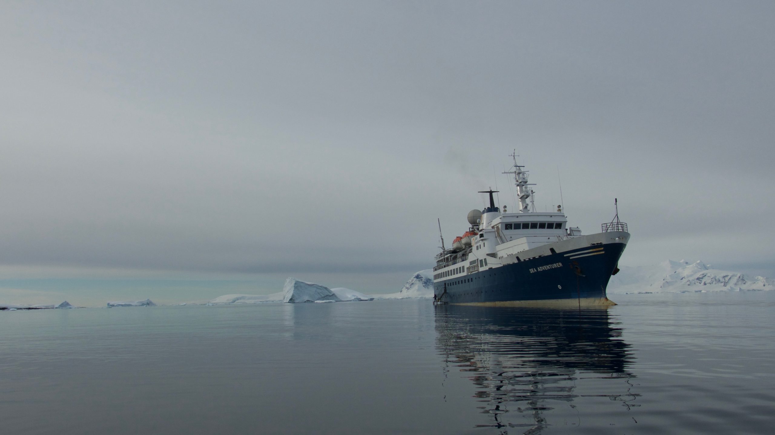 Heliski-Russia-Antarctique-7-scaled