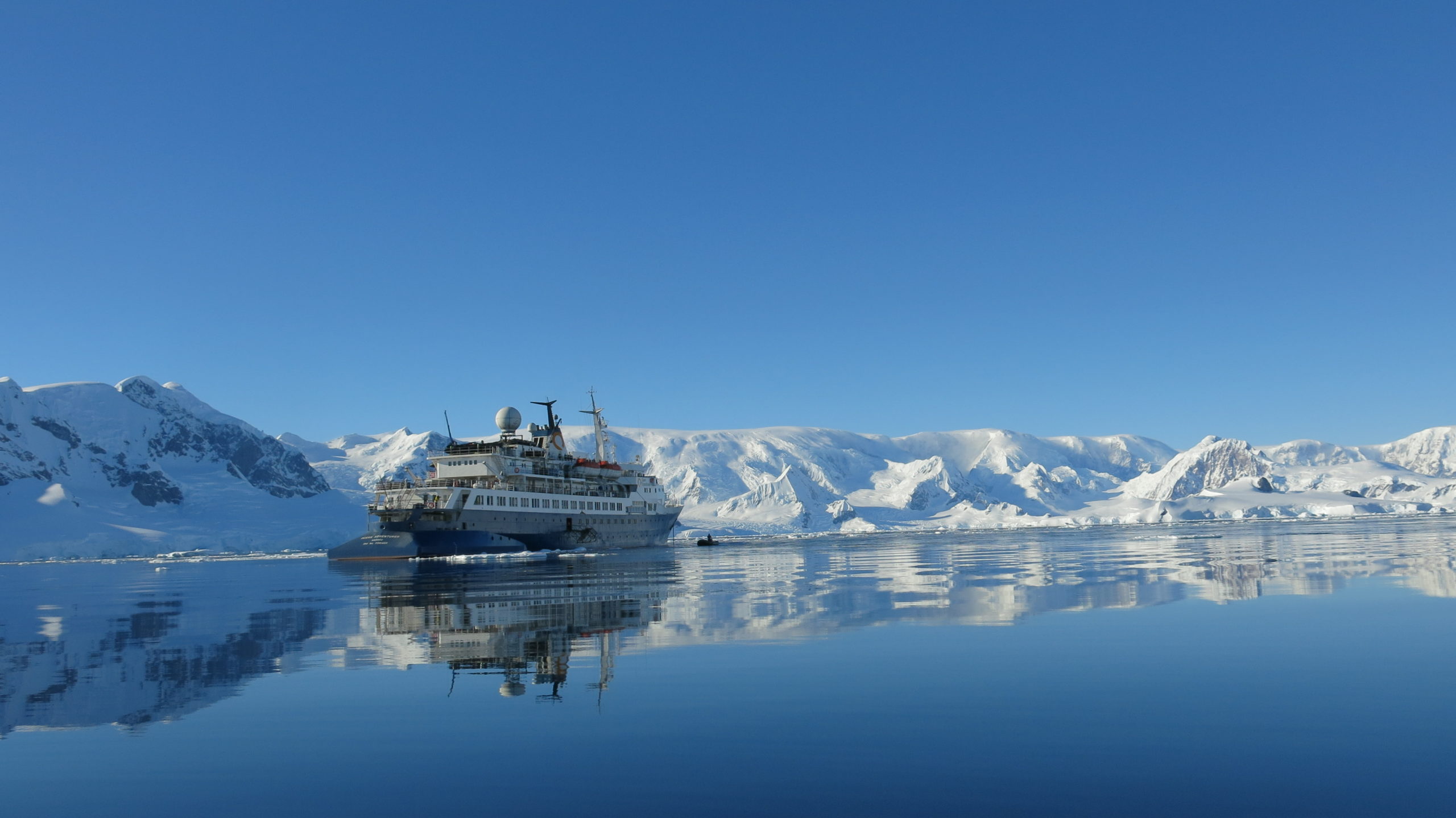 Heliski-Russia-Antarctique-9-scaled